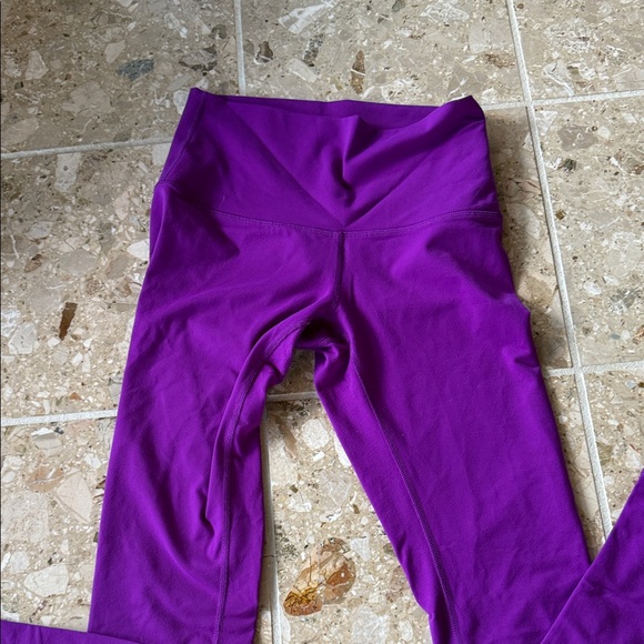 Lululemon leggings - Picture 1 of 4